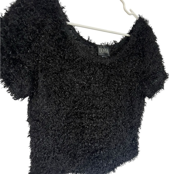 DONNA Fuzzy Short Sleeve Top - Size Large - Good Condition - Picture 3 of 6
